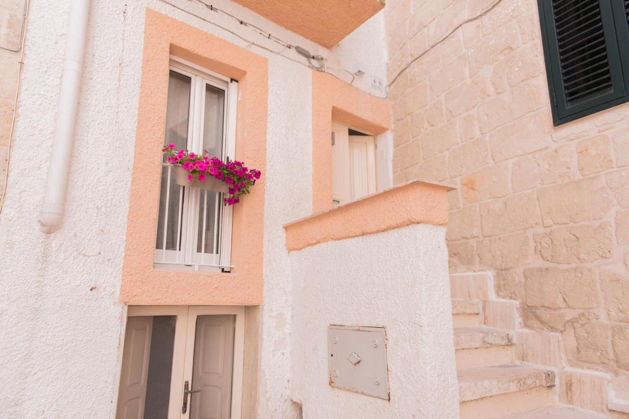 Almami Loft & Rooms مونوبولي المظهر الخارجي الصورة